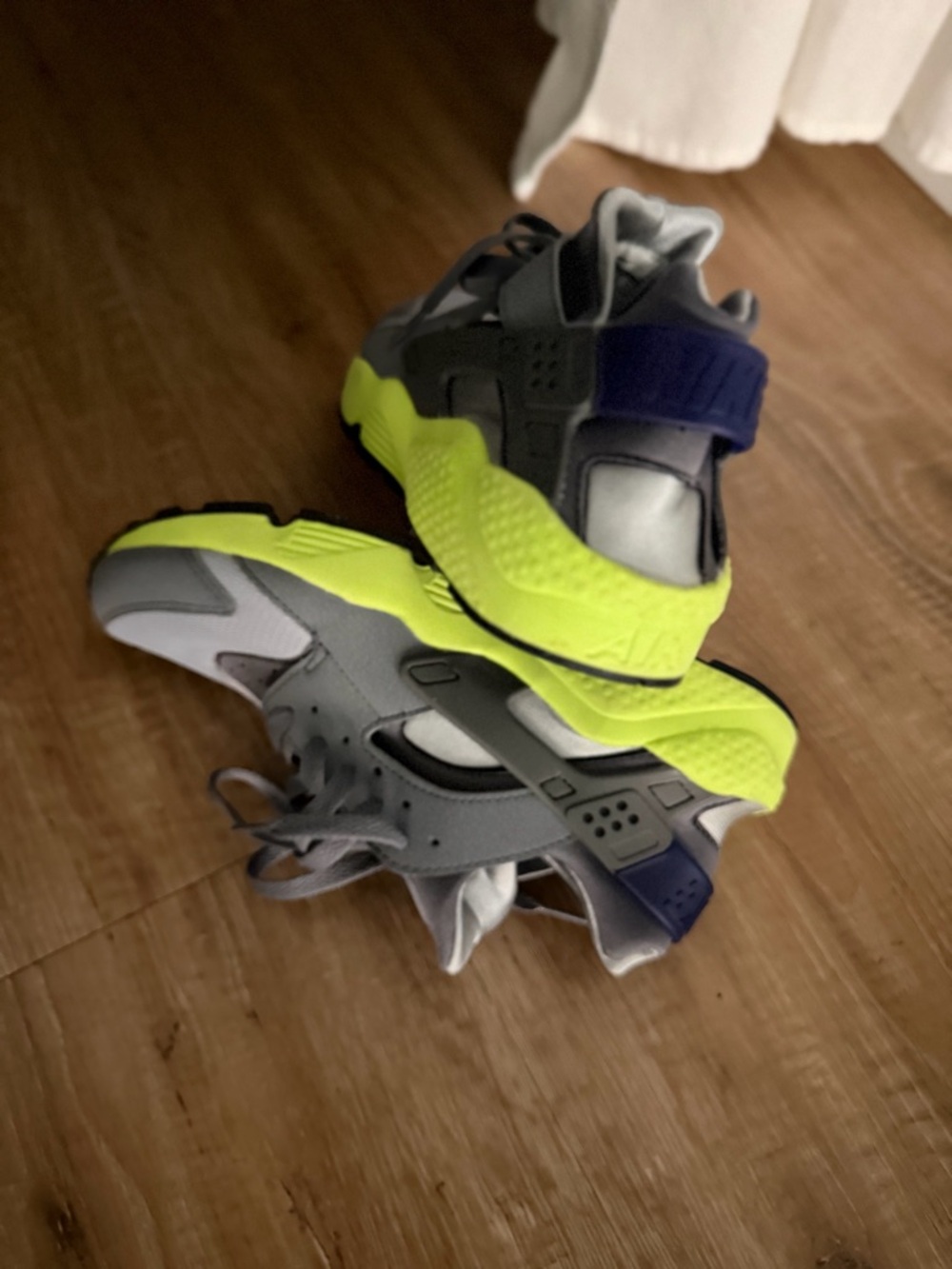 NIKE HURRACHES-SZ M9 (W10)